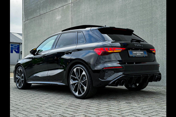 Audi A3 Sportback 35TFSI 150pk S-Tronic Competition S Edition S-Line Black Edtion! Pano|Kuipstoelen|Ambiance|Matrix|Virtual|Camera