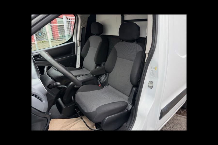 Peugeot Partner 120 1.6 BlueHDi 75 L1 Premium AIRCO I NAVI I TREKHAAK I IMPERIAAL I 1e EIGENAAR I COMPLETE ONDERHOUDSHISTORIE