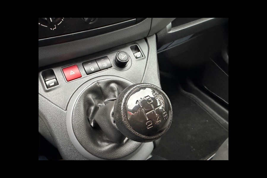 Peugeot Partner 120 1.6 BlueHDi 75 L1 Premium AIRCO I NAVI I TREKHAAK I IMPERIAAL I 1e EIGENAAR I COMPLETE ONDERHOUDSHISTORIE