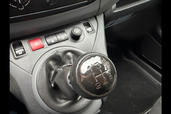 Peugeot Partner 120 1.6 BlueHDi 75 L1 Premium AIRCO I NAVI I TREKHAAK I IMPERIAAL I 1e EIGENAAR I COMPLETE ONDERHOUDSHISTORIE