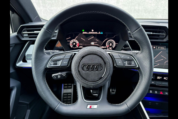 Audi A3 Sportback 35TFSI 150pk S-Tronic Competition S Edition S-Line Black Edtion! Pano|Kuipstoelen|Ambiance|Matrix|Virtual|Camera