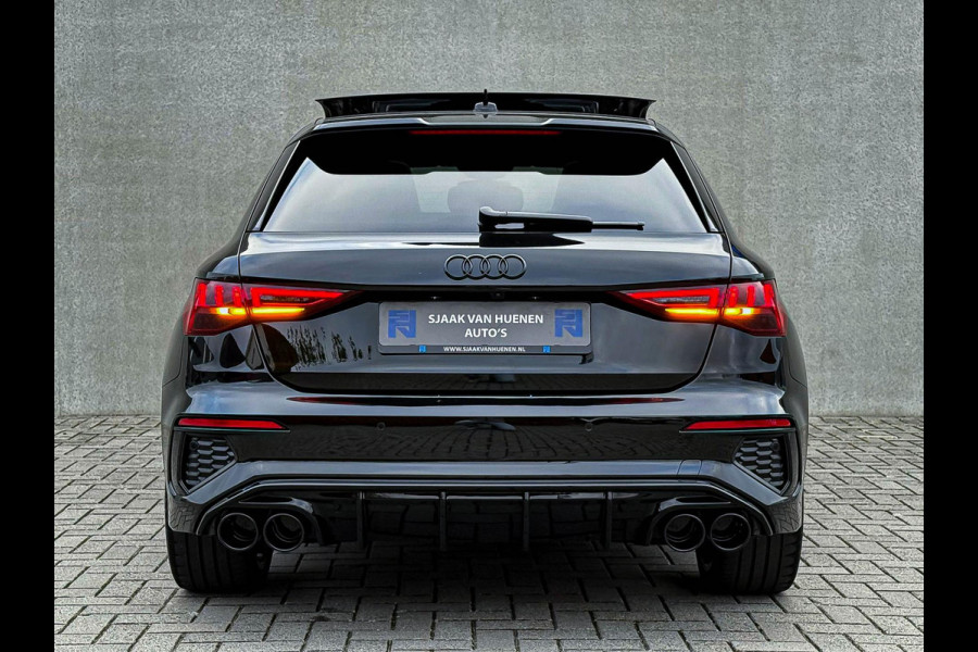 Audi A3 Sportback 35TFSI 150pk S-Tronic Competition S Edition S-Line Black Edtion! Pano|Kuipstoelen|Ambiance|Matrix|Virtual|Camera