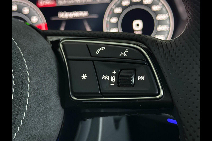 Audi A3 Sportback 35TFSI 150pk S-Tronic Competition S Edition S-Line Black Edtion! Pano|Kuipstoelen|Ambiance|Matrix|Virtual|Camera