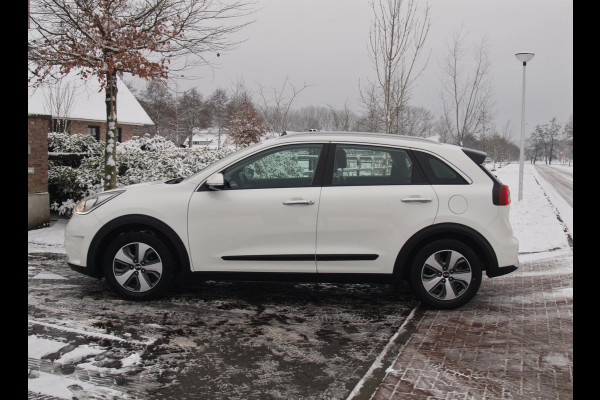Kia Niro 1.6 GDi Hybrid DynamicLine | Camera | Trekhaak | Cruise Control | Apple Carplay |