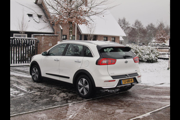 Kia Niro 1.6 GDi Hybrid DynamicLine | Camera | Trekhaak | Cruise Control | Apple Carplay |