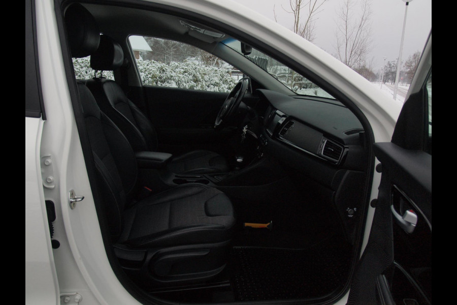 Kia Niro 1.6 GDi Hybrid DynamicLine | Camera | Trekhaak | Cruise Control | Apple Carplay |
