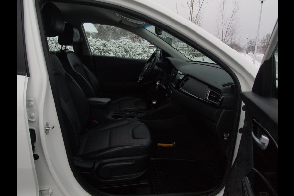 Kia Niro 1.6 GDi Hybrid DynamicLine | Camera | Trekhaak | Cruise Control | Apple Carplay |