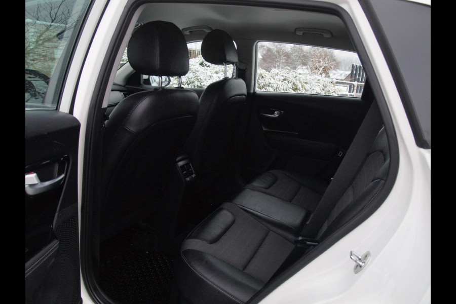Kia Niro 1.6 GDi Hybrid DynamicLine | Camera | Trekhaak | Cruise Control | Apple Carplay |