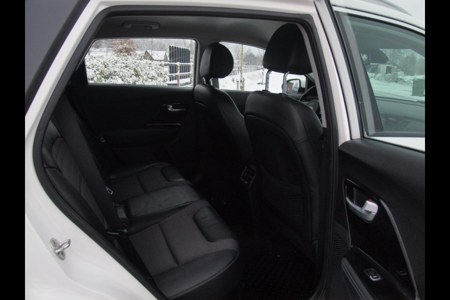 Kia Niro 1.6 GDi Hybrid DynamicLine | Camera | Trekhaak | Cruise Control | Apple Carplay |