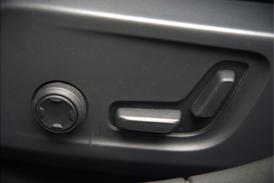 Polestar 2 Long Range Dual Motor Launch Edition 78kWh | Panoramadak | Stoelverwarming | Stuurverwarming | Harman Kardon | Memory Seat | 360 Camera | Keyless | Adaptive Cruise Control | Apple Carplay | BTW | LED |