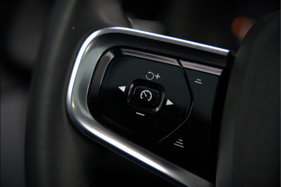 Polestar 2 Long Range Dual Motor Launch Edition 78kWh | Panoramadak | Stoelverwarming | Stuurverwarming | Harman Kardon | Memory Seat | 360 Camera | Keyless | Adaptive Cruise Control | Apple Carplay | BTW | LED |