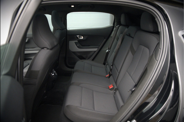 Polestar 2 Long Range Dual Motor Launch Edition 78kWh | Panoramadak | Stoelverwarming | Stuurverwarming | Harman Kardon | Memory Seat | 360 Camera | Keyless | Adaptive Cruise Control | Apple Carplay | BTW | LED |