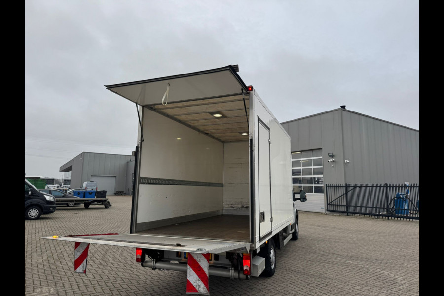 Fiat Ducato 35 2.3 MultiJet Bakwagen Met Laadklep/Meubelbak/Cruise control