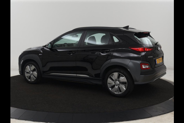 Hyundai Kona EV Comfort 64 kWh | 3-Fase | SOH 100% | Adaptive cruise | Krell Audio | Warmtepomp | Keyless | Parkeerhulp | Digital Cockpit | Climate control