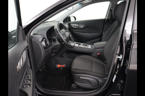 Hyundai Kona EV Comfort 64 kWh | 3-Fase | SOH 100% | Adaptive cruise | Krell Audio | Warmtepomp | Keyless | Parkeerhulp | Digital Cockpit | Climate control