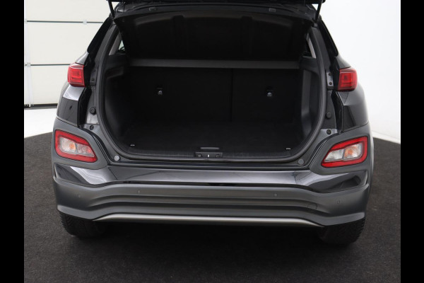 Hyundai Kona EV Comfort 64 kWh | 3-Fase | SOH 100% | Adaptive cruise | Krell Audio | Warmtepomp | Keyless | Parkeerhulp | Digital Cockpit | Climate control
