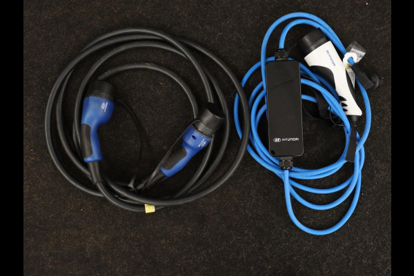 Hyundai Kona EV Comfort 64 kWh | 3-Fase | SOH 100% | Adaptive cruise | Krell Audio | Warmtepomp | Keyless | Parkeerhulp | Digital Cockpit | Climate control