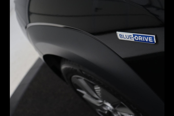 Hyundai Kona EV Comfort 64 kWh | 3-Fase | SOH 100% | Adaptive cruise | Krell Audio | Warmtepomp | Keyless | Parkeerhulp | Digital Cockpit | Climate control