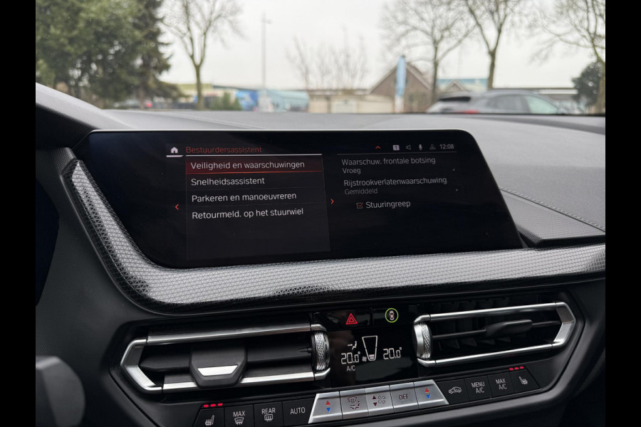 BMW 2 Serie Gran Coupé 218i Aut. Sport Edition | LED | Sport Leder | Navi | Camera |