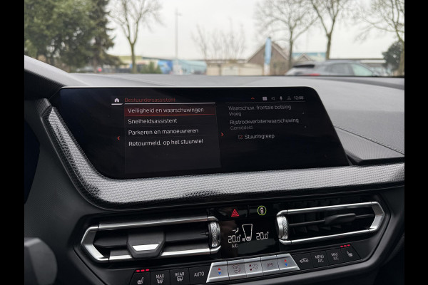 BMW 2 Serie Gran Coupé 218i Aut. Sport Edition | LED | Sport Leder | Navi | Camera |