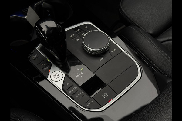 BMW 2 Serie Gran Coupé 218i Aut. Sport Edition | LED | Sport Leder | Navi | Camera |