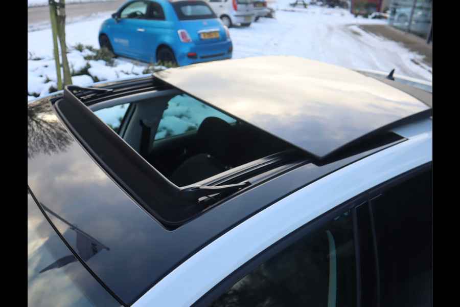 Volkswagen Golf 1.5 TSI Highline R-Line // Dealeronderhouden