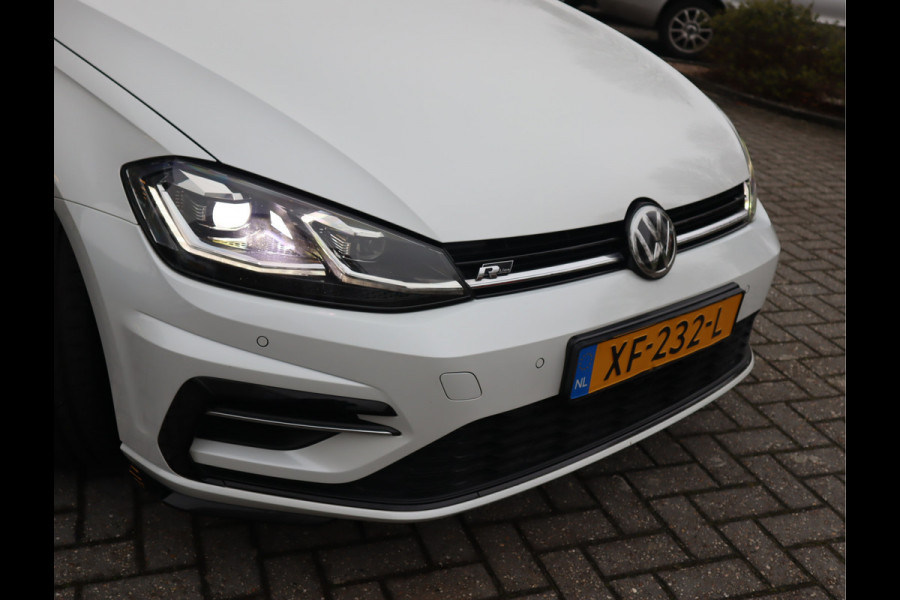 Volkswagen Golf 1.5 TSI Highline R-Line // Dealeronderhouden