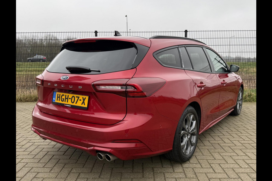 Ford FOCUS Wagon 1.0 EcoBoost Hybrid ST Line X | PANO | 155PK | Camera | Blind Spot | Stuur/stoel verw.