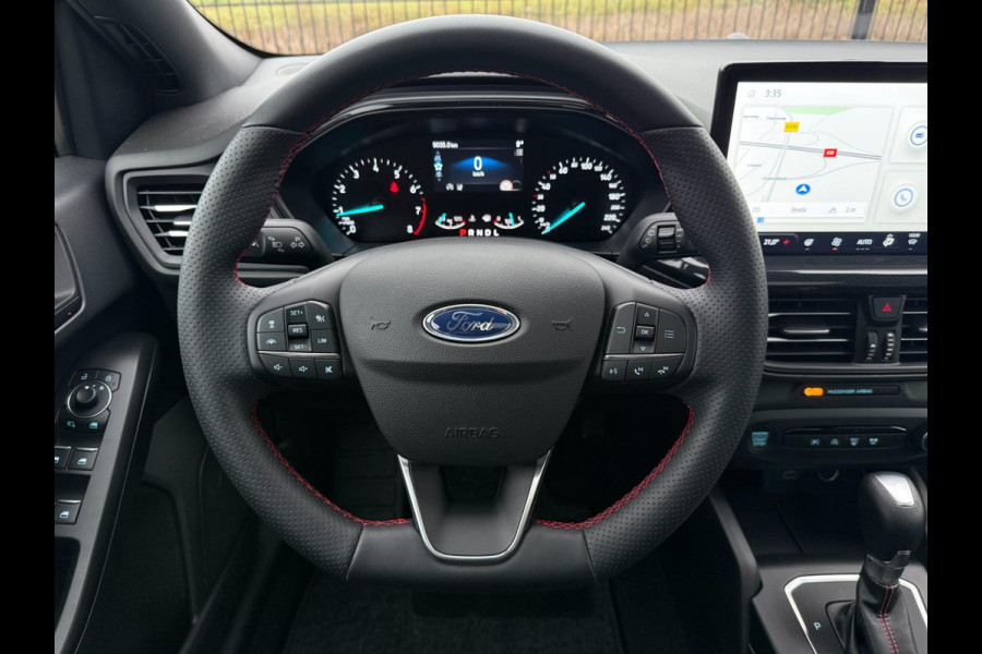 Ford FOCUS Wagon 1.0 EcoBoost Hybrid ST Line X | PANO | 155PK | Camera | Blind Spot | Stuur/stoel verw.