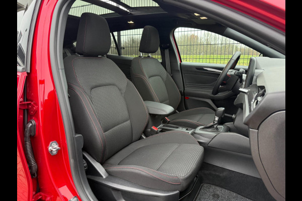 Ford FOCUS Wagon 1.0 EcoBoost Hybrid ST Line X | PANO | 155PK | Camera | Blind Spot | Stuur/stoel verw.