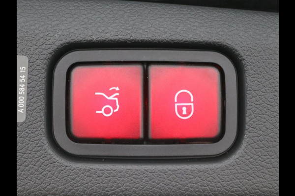 Mercedes-Benz E-Klasse 300 e AMG Plug-In Hybride AMG Line | Panorama Schuif-Kanteldak | Widescreen Dashboard | Burmester® 4D surround sound system | Digil Licht. Inclusief 24 maanden MB Certified garantie voor Europa.