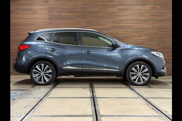 Renault Kadjar 1.3 TCe Intens | Pano | Trekhaak | Sportstoelen | BOSE | 19' inch | Stoelverwarming | LED | DAB Radio | Keyless