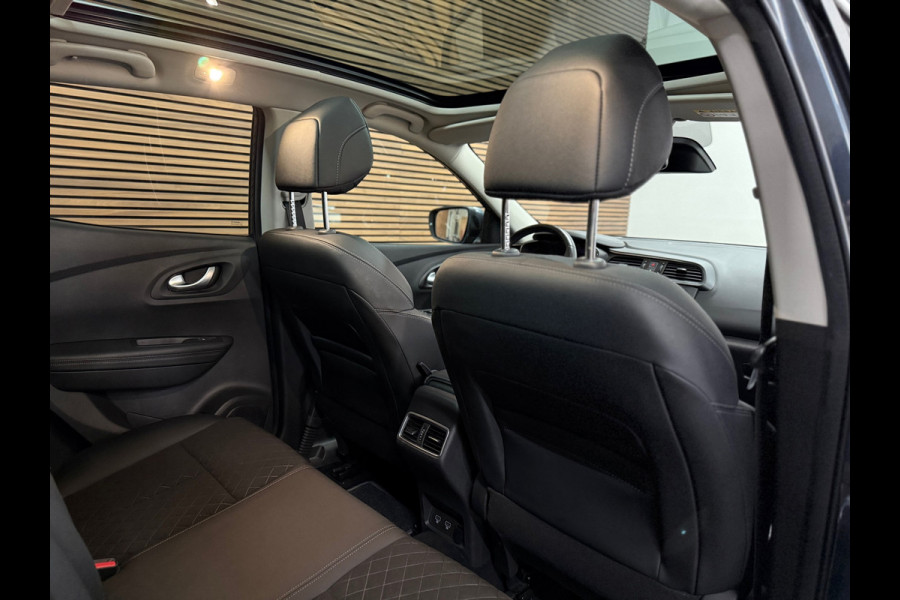 Renault Kadjar 1.3 TCe Intens | Pano | Trekhaak | Sportstoelen | BOSE | 19' inch | Stoelverwarming | LED | DAB Radio | Keyless