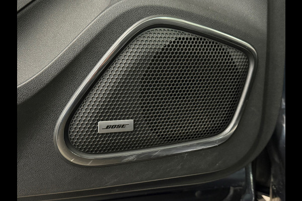 Renault Kadjar 1.3 TCe Intens | Pano | Trekhaak | Sportstoelen | BOSE | 19' inch | Stoelverwarming | LED | DAB Radio | Keyless