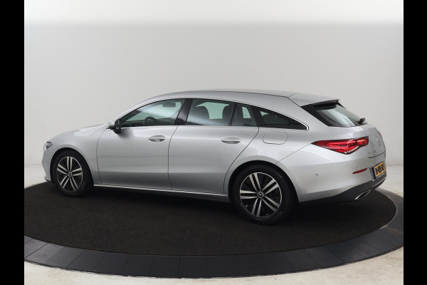 Mercedes-Benz CLA-Klasse Shooting Brake 180 Business Solution | Stoelverwarming | Carplay | Camera | Half leder | Widescreen | Dodehoek detectie | Navigatie | Park Assist