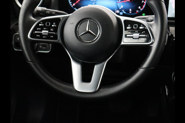Mercedes-Benz CLA-Klasse Shooting Brake 180 Business Solution | Stoelverwarming | Carplay | Camera | Half leder | Widescreen | Dodehoek detectie | Navigatie | Park Assist