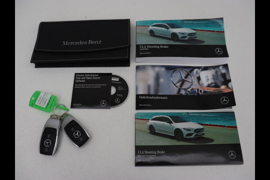 Mercedes-Benz CLA-Klasse Shooting Brake 180 Business Solution | Stoelverwarming | Carplay | Camera | Half leder | Widescreen | Dodehoek detectie | Navigatie | Park Assist