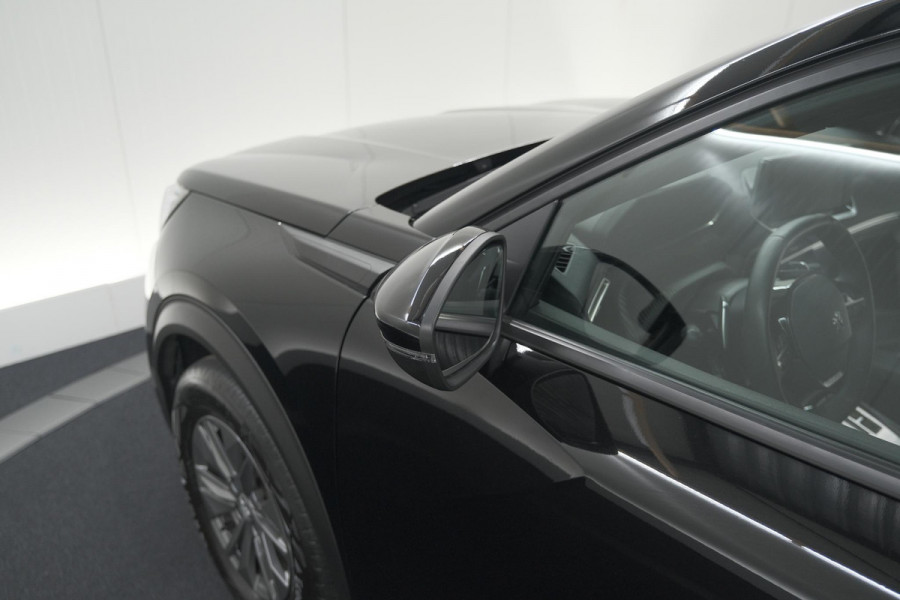 Peugeot 2008 PureTech 130 Active Pack | Trekhaak | Camera | Navigatie | Parkeersensoren | Apple Carplay