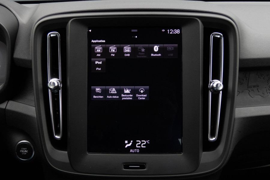 Volvo XC40 1.5 T3 | TREKHAAK | CAMERA | LED KOPLAMPEN | ORIGINEEL NEDERLANDS