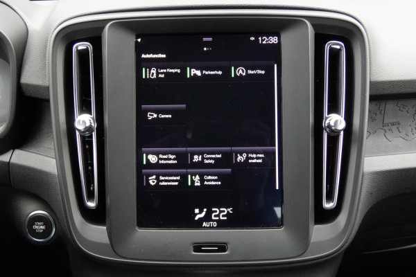 Volvo XC40 1.5 T3 | TREKHAAK | CAMERA | LED KOPLAMPEN | ORIGINEEL NEDERLANDS