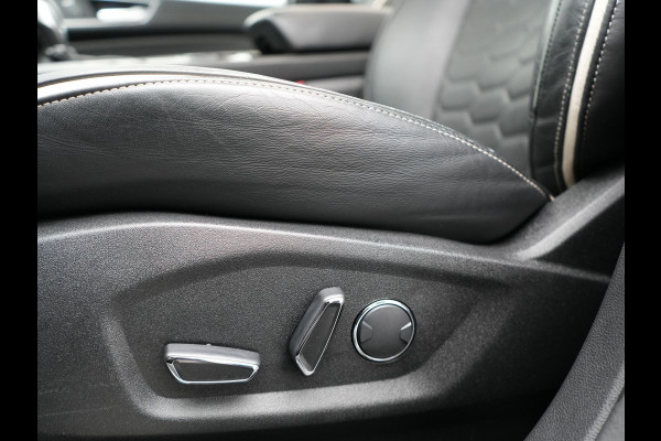 Ford S-Max 2.0 Vignale 7 Persoons 241pk Dealer O.H. | Panodak | Adaptive Cruise | 360 Camera | Lederen Comfortstoelen Memory & Verwarmd | Apple Carplay | Stuur Verwarmd | Keyless | Sfeerverlichting | Blis | Navigatie | DAB |