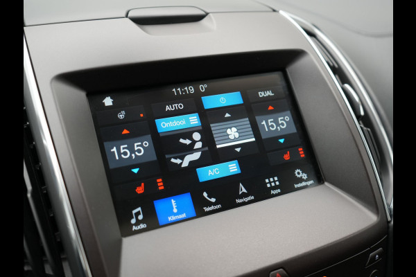 Ford S-Max 2.0 Vignale 7 Persoons 241pk Dealer O.H. | Panodak | Adaptive Cruise | 360 Camera | Lederen Comfortstoelen Memory & Verwarmd | Apple Carplay | Stuur Verwarmd | Keyless | Sfeerverlichting | Blis | Navigatie | DAB |