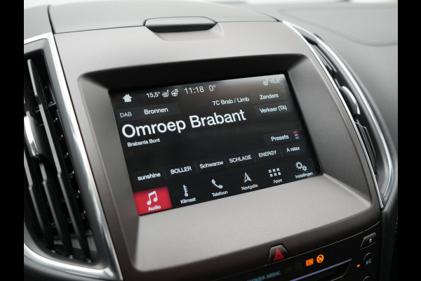 Ford S-Max 2.0 Vignale 7 Persoons 241pk Dealer O.H. | Panodak | Adaptive Cruise | 360 Camera | Lederen Comfortstoelen Memory & Verwarmd | Apple Carplay | Stuur Verwarmd | Keyless | Sfeerverlichting | Blis | Navigatie | DAB |