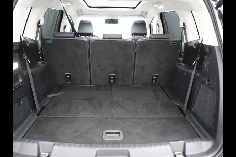 Ford S-Max 2.0 Vignale 7 Persoons 241pk Dealer O.H. | Panodak | Adaptive Cruise | 360 Camera | Lederen Comfortstoelen Memory & Verwarmd | Apple Carplay | Stuur Verwarmd | Keyless | Sfeerverlichting | Blis | Navigatie | DAB |
