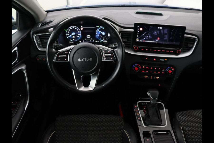 Kia Ceed 1.6 GDI PHEV DynamicPlusLine | Trekhaak | Stoel & stuurverwarming | Adaptive cruise | Camera | Carplay | Half leder | Keyless | Full LED | Climate control