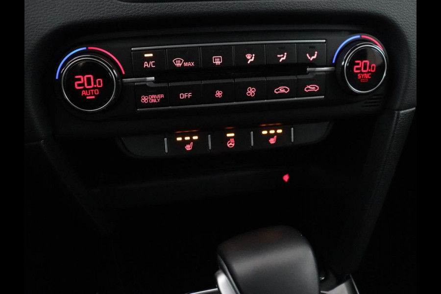 Kia Ceed 1.6 GDI PHEV DynamicPlusLine | Trekhaak | Stoel & stuurverwarming | Adaptive cruise | Camera | Carplay | Half leder | Keyless | Full LED | Climate control