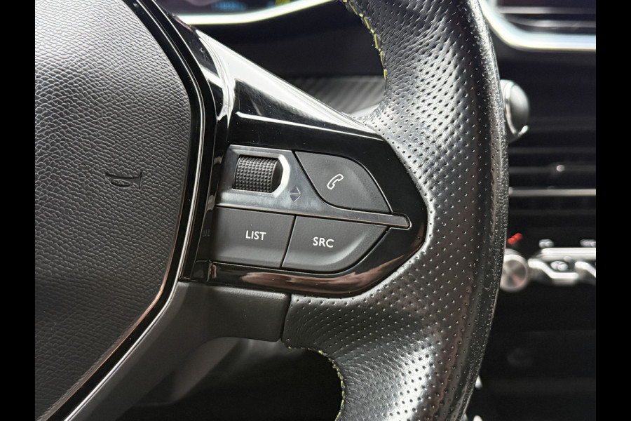 Peugeot e-2008 EV GT 50 kWh | Camera | Andriod Auto | Stoelverwarming