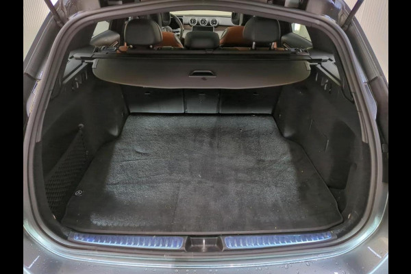Mercedes-Benz C-Klasse Estate 180 AMG Line Full Options NL Auto (€ 69.167 New!) Panoramadak Burmester Audio Achterasbesturing Digital LED Koplamp Ambiente Premium Plus Pack Leder HUD Display Night Pack