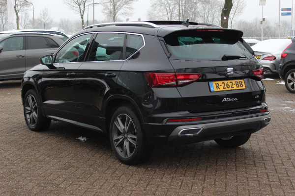 Seat Ateca 1.5 TSI Xperience Business Intense / Trekhaak / Panoramadak / Camera / Virtual Cockpit / CarPlay / 18'' / Keyless / Rijstrooksensor / Navigatie / LED / DAB / Stuur+Stoelverwarming / ACC