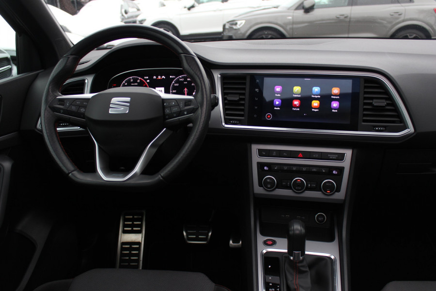 Seat Ateca 1.5 TSI Xperience Business Intense / Trekhaak / Panoramadak / Camera / Virtual Cockpit / CarPlay / 18'' / Keyless / Rijstrooksensor / Navigatie / LED / DAB / Stuur+Stoelverwarming / ACC